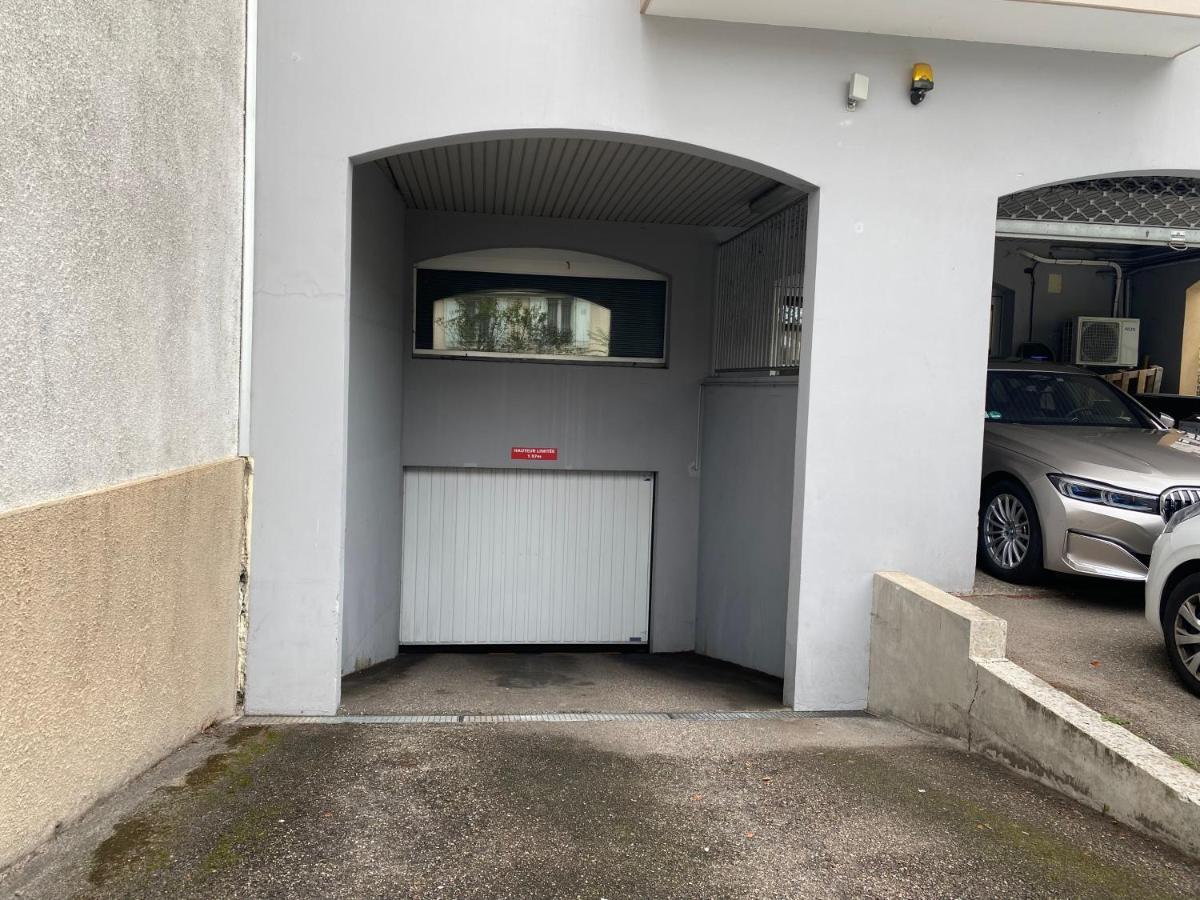 Mallo'S Lodge Avec Parking Gratuit Et 2 Balcons 科尔马 外观 照片